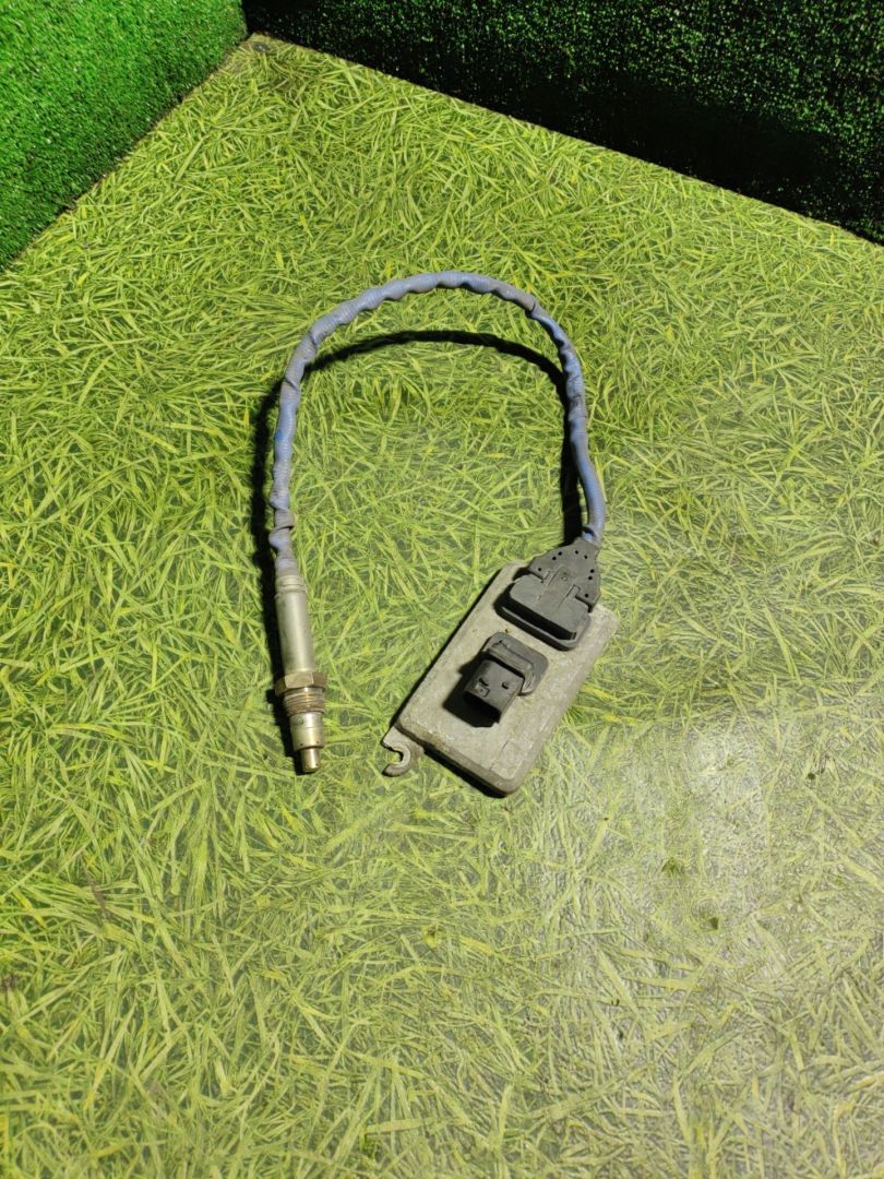 Датчик NOx MAN TGX 1 поколение 2016, 12.4 л., D 2676 LF 45, дизель, АКПП, правый руль, 51154080018 - фото №1