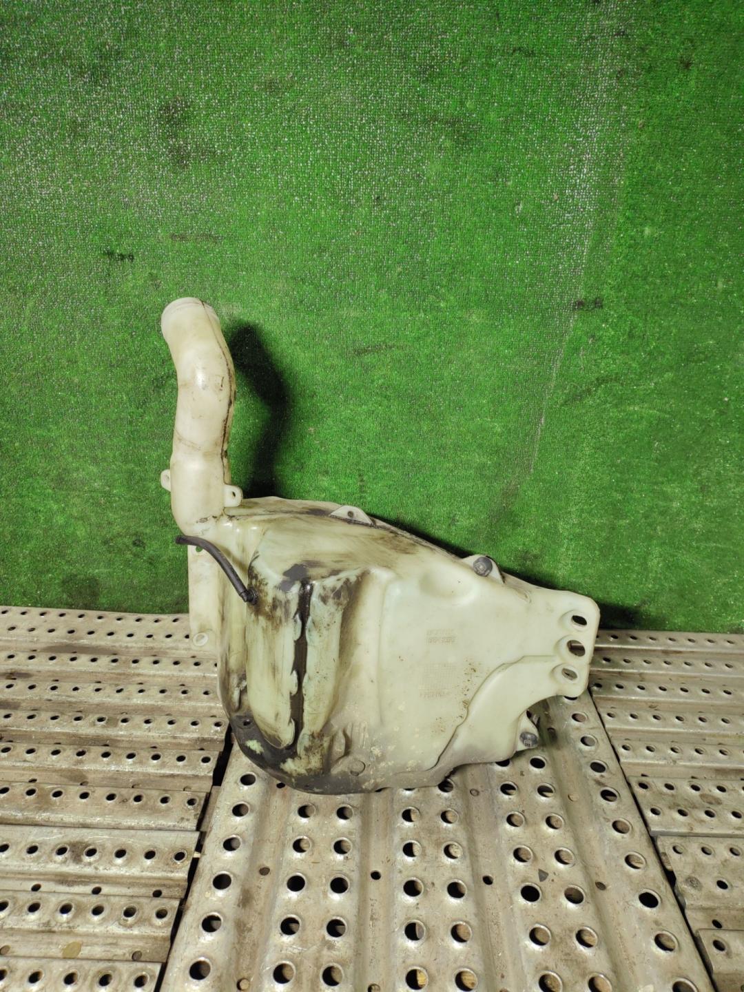 Бачок омывателя Scania 5-Series 2011 1854255