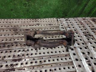 скоба суппорта Mercedes-Benz Actros 4 поколение (MP4) 2012, 12.8 л., OM 471.909, дизель, АКПП, 0004215706