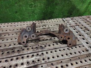 скоба суппорта Mercedes-Benz Actros 4 поколение (MP4) 2012, 12.8 л., OM 471.909, дизель, АКПП, 0004215706