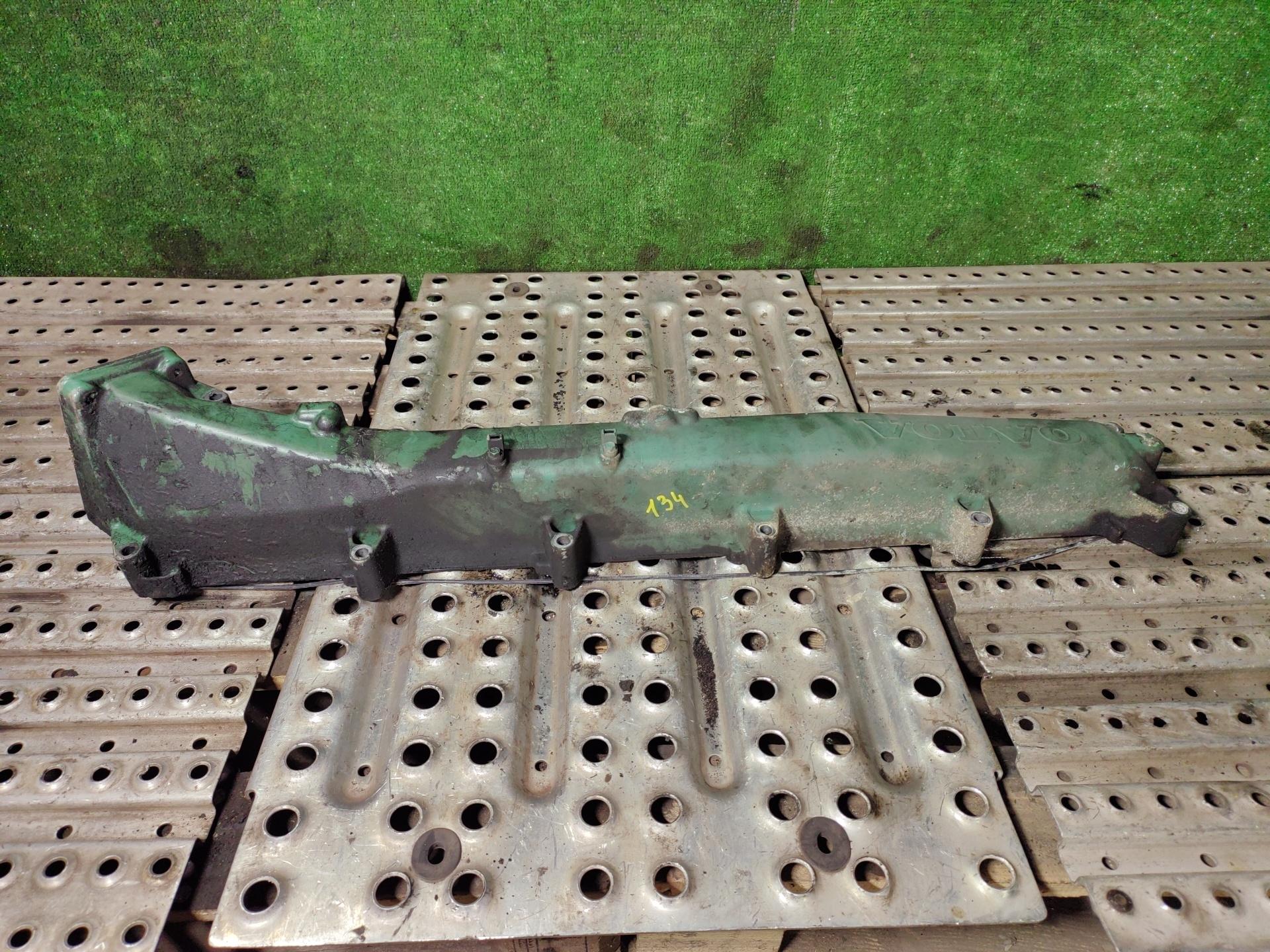 Впускной коллектор Volvo FH 2003 20760110