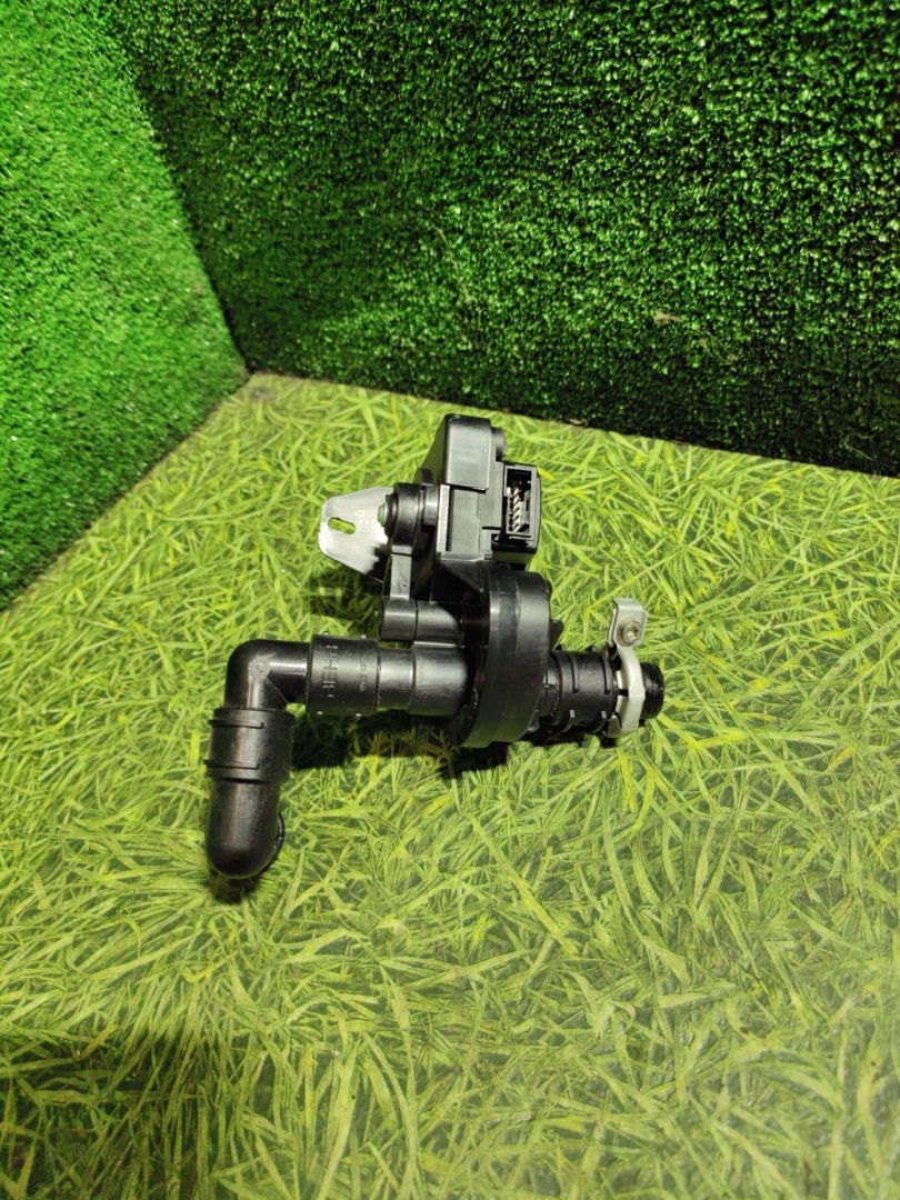 кран отопителя (печки) MAN TGX 1 поколение 2016, 12.4 л., D 2676 LF 52, дизель, АКПП, правый руль, 81619800050 - фото №1