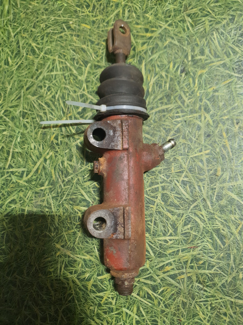 цилиндр сцепления главный IVECO TurboStar 1 поколение 1987, дизель, МКПП, 99516652, 4292543 - фото №1