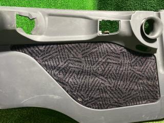 обшивка двери передняя левая Scania 4-Series 2004, 11.7 л., DC 12.01, дизель, МКПП, 1346165