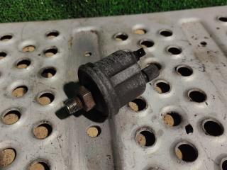 датчик давления масла Volkswagen L80 1995, T11919081