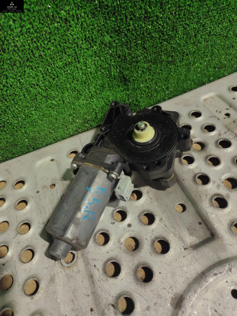 моторчик стеклоподъемника передний правый DAF XF 105 1 поколение 2007, 12.9 л., MX 300, дизель, МКПП, синий, 0130821916 - фото №1