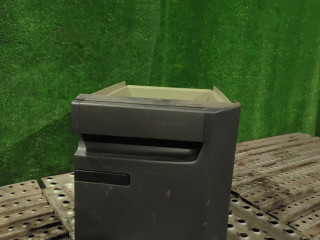 бардачок Volvo FH 3 поколение 2013, 12.8 л., D13C500, дизель, АКПП, 82174063