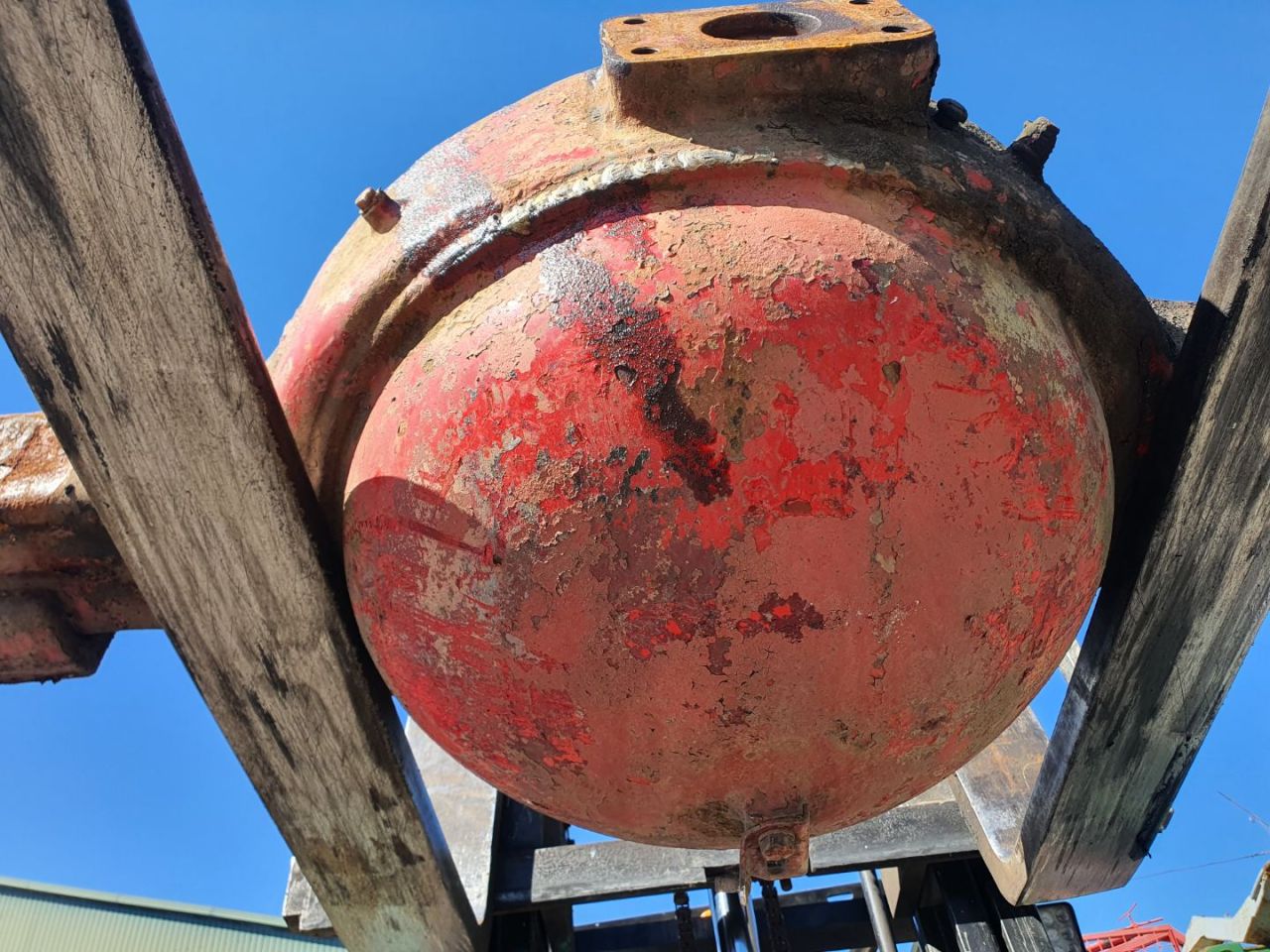 Чулок (картер) заднего моста IVECO TurboStar 1 поколение 1987, дизель, МКПП, MOSTTURBO87 - фото №1