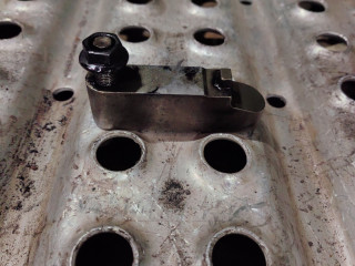 прижимная планка Volvo FH 2 поколение 2004, 12.1 л., D12D420, дизель, МКПП, 20381549