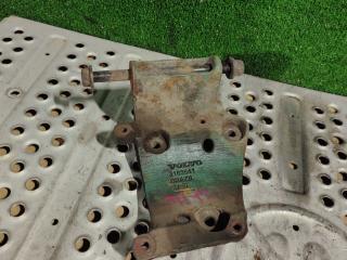 кронштейн генератора Volvo FM 2 поколение 2007, 12.8 л., D13, дизель, МКПП, 3183541