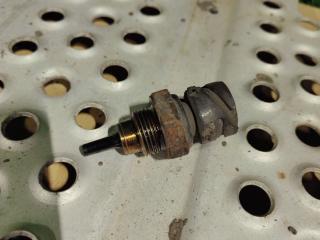 датчик температуры масла Mercedes-Benz Actros 3 поколение (MP3) 2010, 11.9 л., OM 541.976, дизель, АКПП, 0125421017