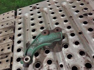 кронштейн генератора Volvo FM 2 поколение 2011, 10.8 л., D11C450, дизель, АКПП, 21106963