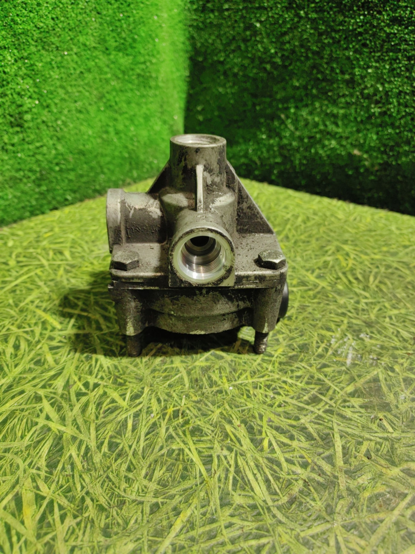 Клапан ускорительный Scania 6-series 2019, 13.0 л., OC13 101 L01, газ, АКПП, 2038219 - фото №1