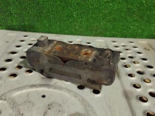 кронштейн радиатора Mercedes-Benz Actros 3 поколение (MP3) 2010, 11.9 л., OM 541.976, дизель, АКПП, 9305040117