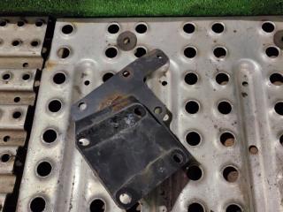 кронштейн насоса подъема кабины Mercedes-Benz Actros 3 поколение (MP3) 2010, 11.9 л., OM 541.976, дизель, АКПП, 9305500840