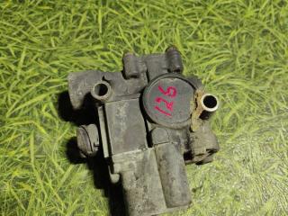 кран распределительный Volvo FH 2 поколение 2004, 12.1 л., D12D420, дизель, МКПП, 1079666