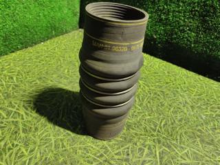 патрубок интеркулера MAN L2000 1 поколение 1995, 81963200175