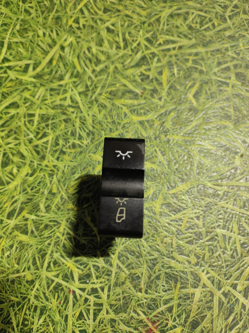 кнопка (выключатель) Mercedes-Benz Actros 3 поколение (MP3) 2010, 11.9 л., OM 541.976, дизель, АКПП, 9435459807 - фото №1