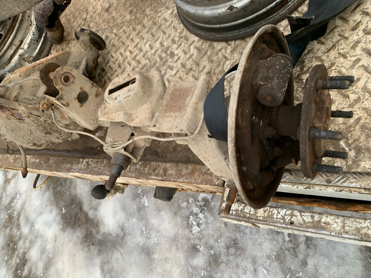 мост задний SsangYong Korando 2 поколение 1998, 2.3 л., дизель, внедорожник 3 дв. - фото №1