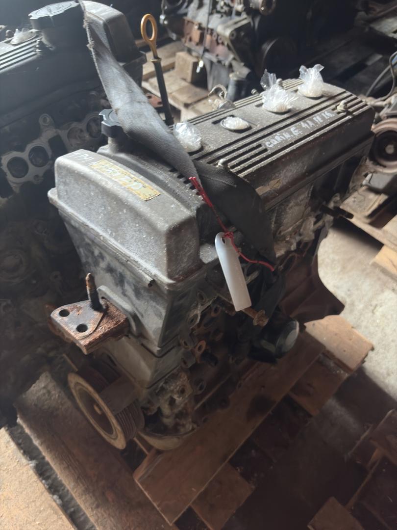 двигатель Toyota Carina E 1 поколение T190 1997, 1.6 л., 4A-FE, бензин, МКПП - фото №1