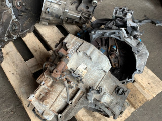 КПП механическая (МКПП) Nissan Almera Classic B10 2012, 1.6 л., QG16DE, бензин, МКПП, седан, 320108N706, 32010-AV708