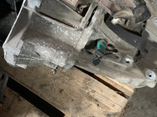 КПП механическая (МКПП) Renault Megane 3 поколение 2012, 1.6 л., бензин, 7701700598, 7701700598