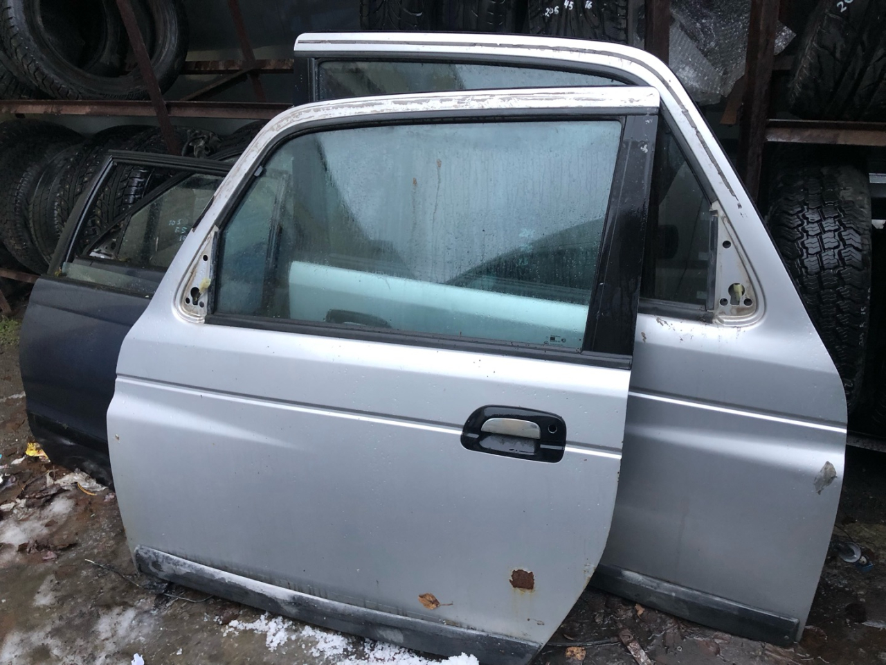 дверь задняя левая SsangYong Korando 2 поколение 2002 - фото №1