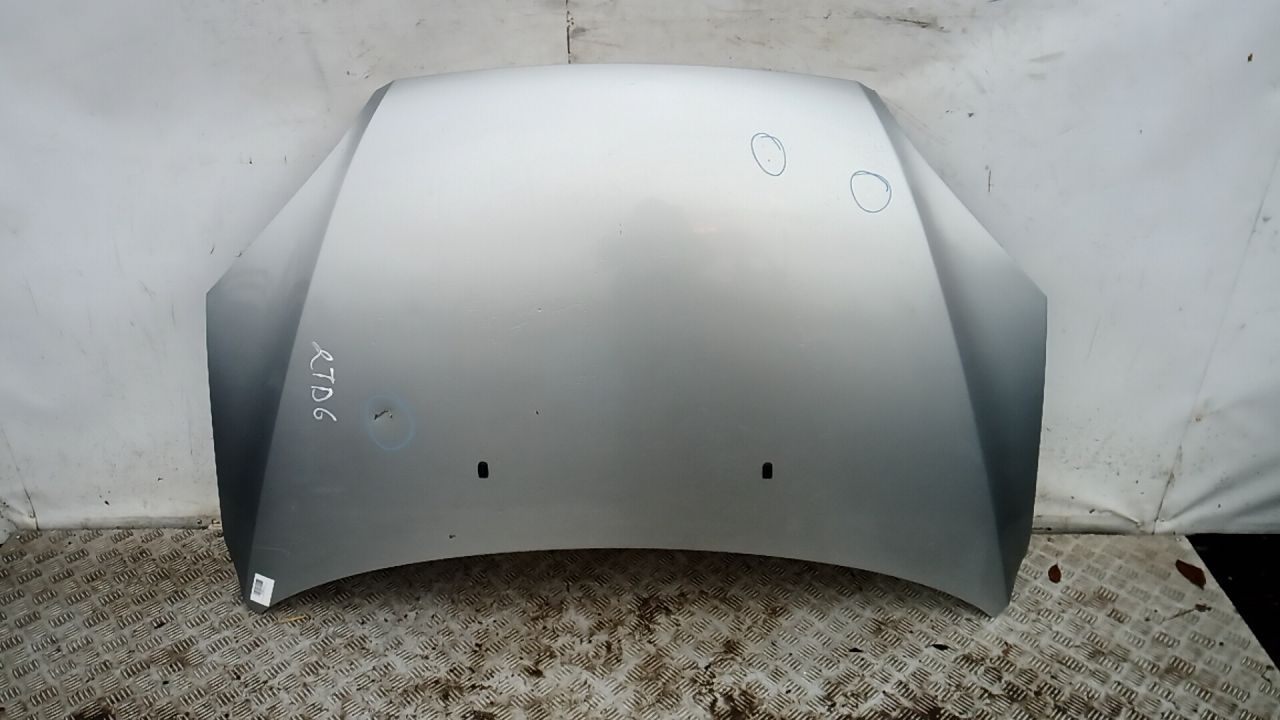 капот Ford Focus 2 поколение 2006, 1505771 - фото №1