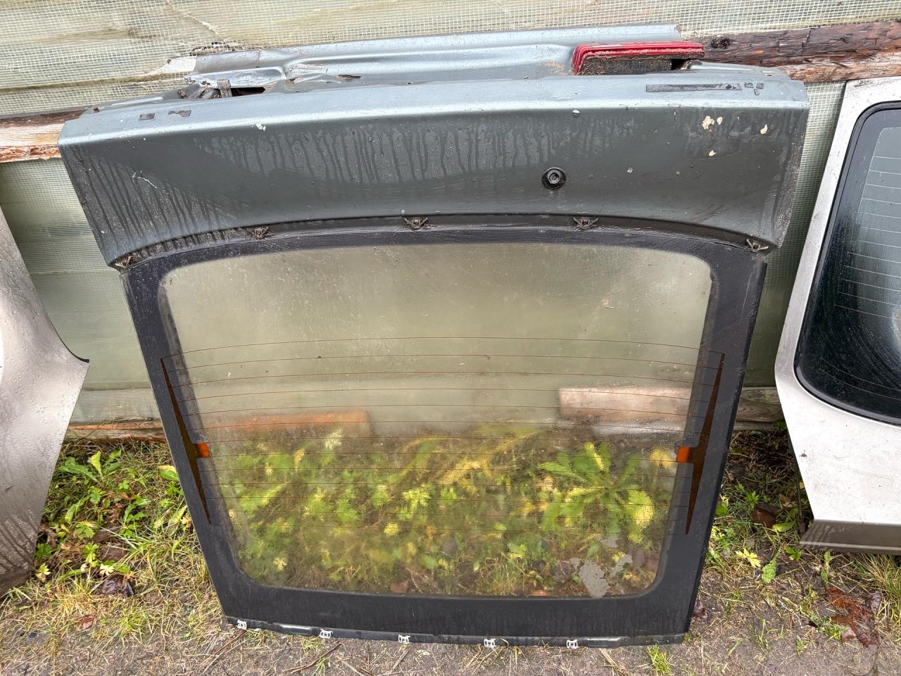 крышка багажника (дверь 3-5) Mitsubishi Galant 6 поколение 1987, хетчбэк 5 дв. - фото №1