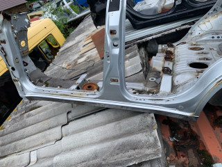 порог левый Toyota RAV4 2 поколение (XA20) 2003, внедорожник 5 дв.