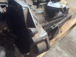 КПП механическая (МКПП) Volkswagen Golf 3 поколение 1995, 1.6 л., AEE, бензин, МКПП, хетчбэк 5 дв.