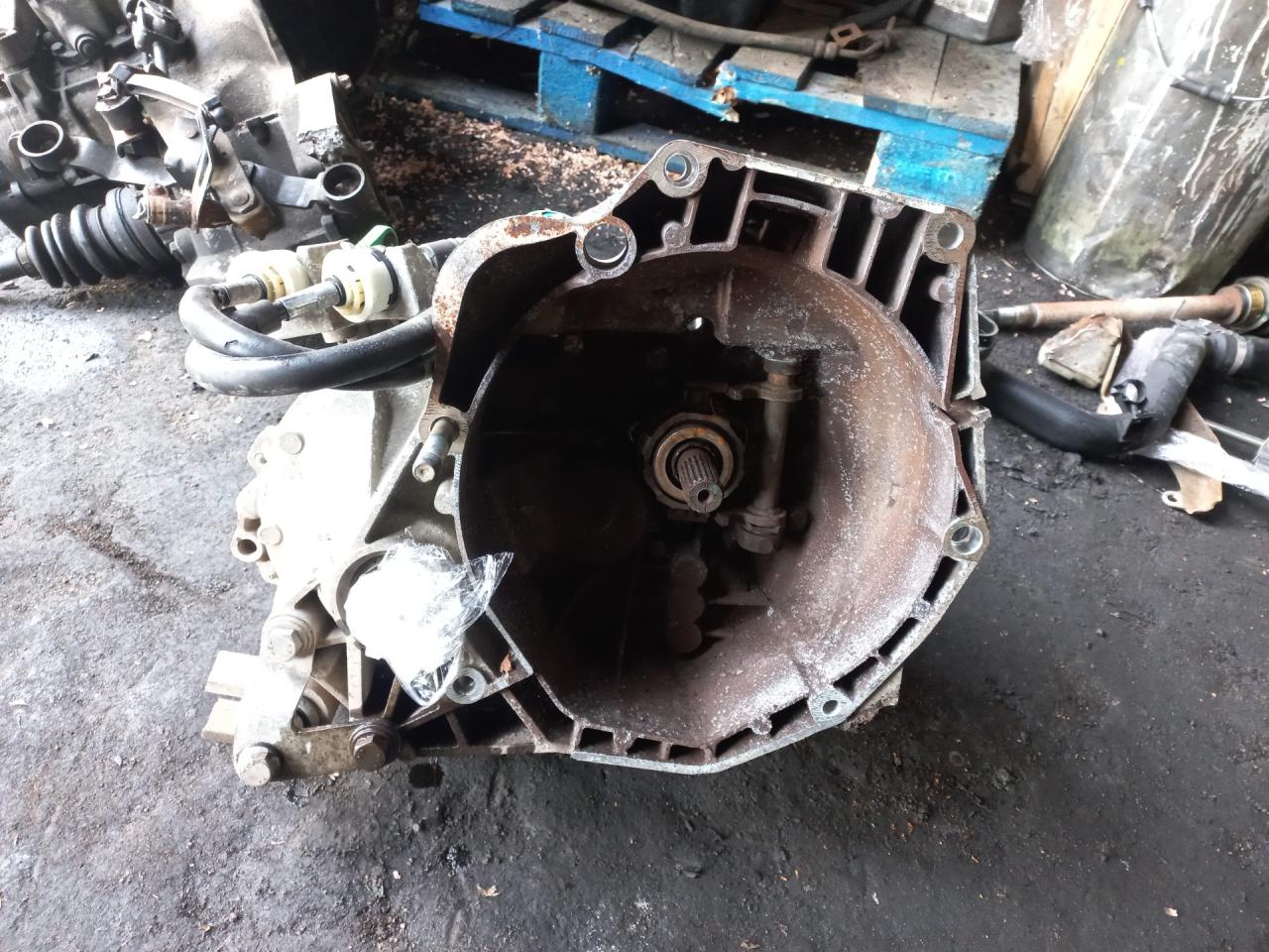 КПП механическая (МКПП) Fiat Fiorino 3 поколение 2014, 1.3 л., 199 A9.000, дизель, МКПП - фото №1