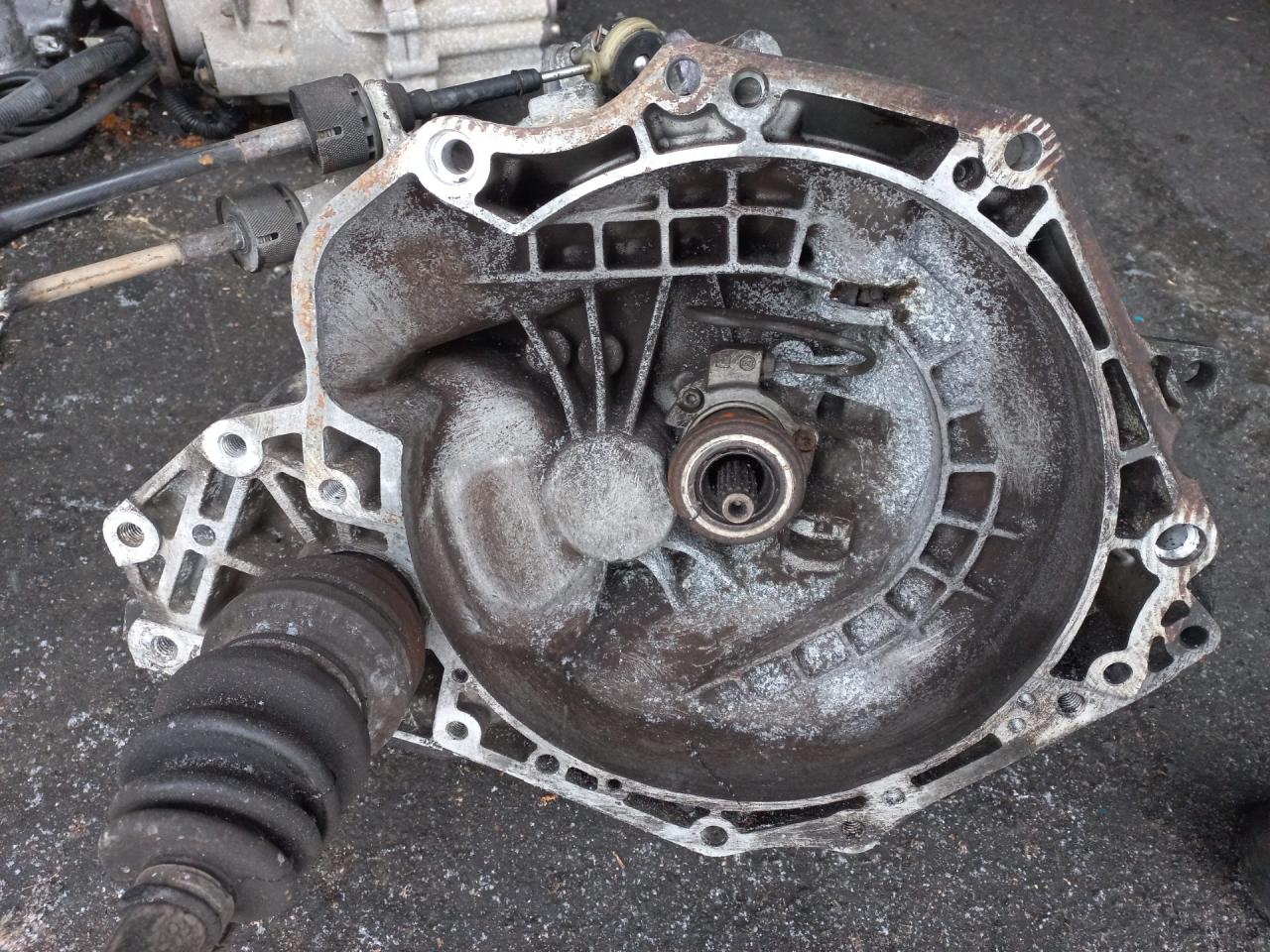 КПП механическая (МКПП) Opel Zafira 2 поколение (B) 2007, 1.6 л., Z 16 XER, бензин, 5МКПП, F17, 4.19 - фото №1