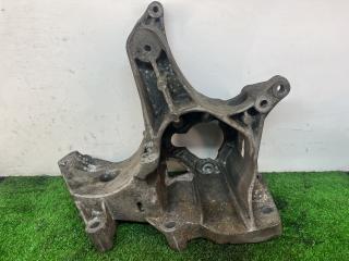 кронштейн генератора Renault Laguna 1 поколение (1993 - 1998), 1.9 л., дизель, МКПП, передний привод, PIE7700113574