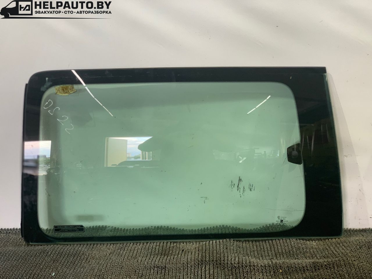 стекло сдвижной двери Opel Sintra 1 поколение 1999, 2.2 л., X 22 XE, бензин, МКПП, серебристый, минивэн, передний привод - фото №1