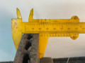диск тормозной передний Daewoo Nubira J100 1998, 2.0 л., бензин, МКПП, красный / зеленый, седан - фото №2