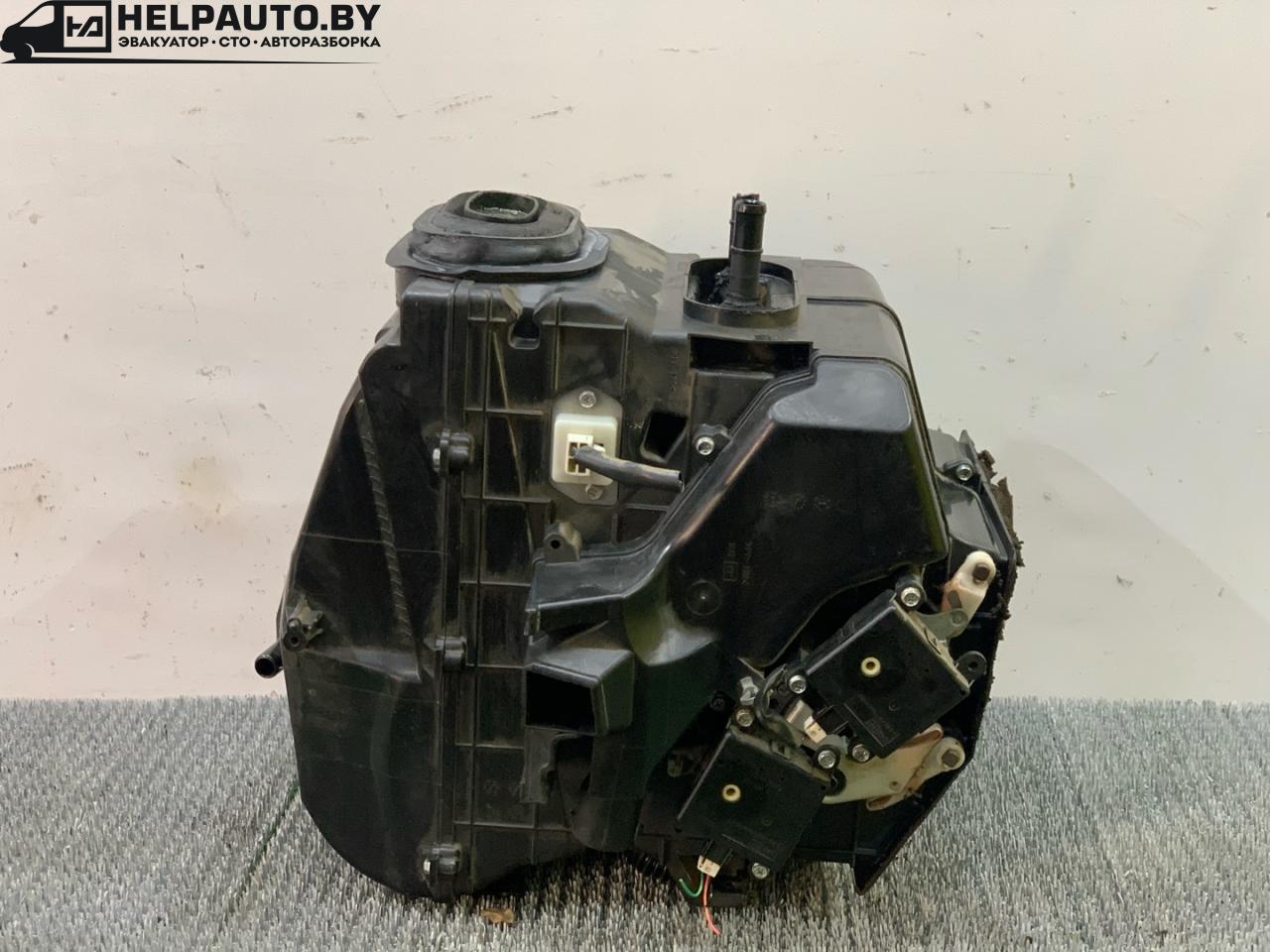 радиатор отопителя (печки) Nissan Primera P12 2002, 2.2 л., дизель, универсал, передний привод - фото №1