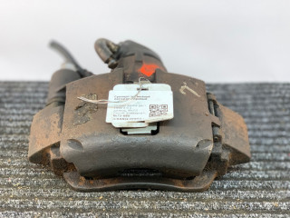 суппорт передний правый Citroen Xantia 1 поколение [рестайлинг] 1999, 2.0 л., дизель, МКПП, синий, универсал, передний привод