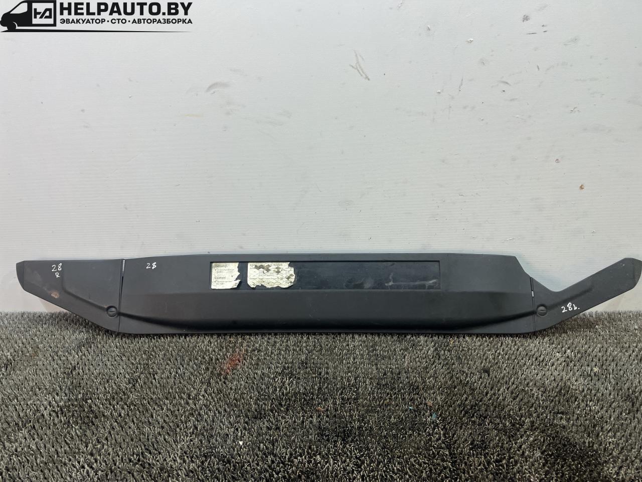 планка под капот Opel Omega B 1996, 2.5 л., дизель, 5МКПП, черный, универсал, задний привод, 9129764 - фото №1
