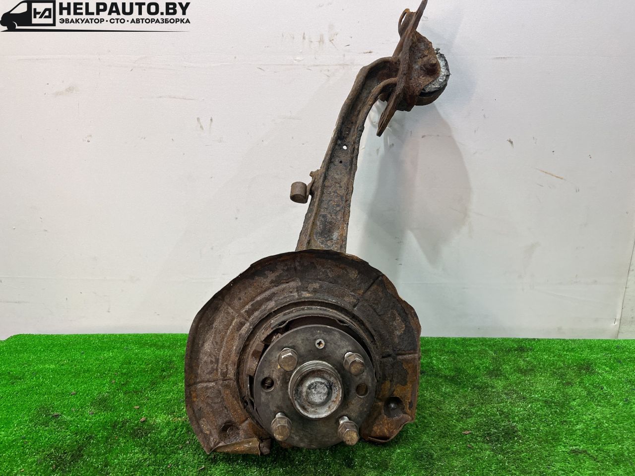 рычаг задний левый Opel Vectra B 1998, 1.8 л., бензин, МКПП, универсал, передний привод - фото №1