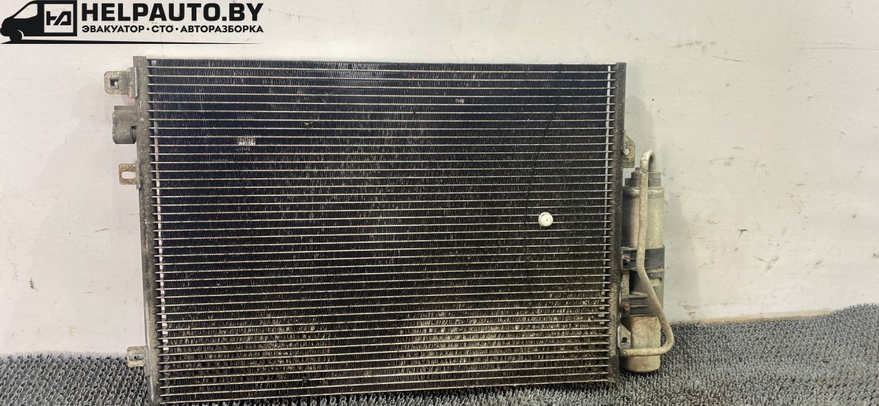 радиатор кондиционера Dacia Logan 1 поколение 2005, 1.6 л., K7M 710, бензин, МКПП, синий, седан, передний привод, 861286C - фото №1