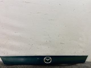 подсветка номера Mazda 626 GF 1997, 2.0 л., дизель, МКПП, зелёный, хетчбэк 5 дв., передний привод