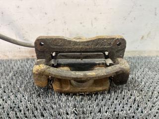 суппорт задний правый Hyundai Terracan 1 поколение 2003, 2.5 л., D4BH, дизель, АКПП, серебристый, внедорожник 5 дв., полный подключаемый привод, B014034