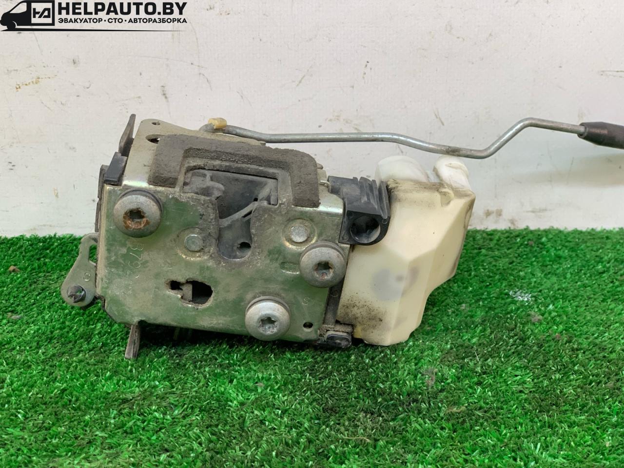 замок двери передней левой Fiat Punto 2 поколение 2002, 1.8 л., 188 A6.000, бензин, МКПП, серый, хетчбэк 3 дв., передний привод - фото №1