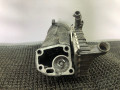 теплообменник масляного фильтра Mercedes-Benz C-Класс W202/S202 [рестайлинг] W202 1997, 2.2 л., OM 604.910, дизель, МКПП, темно зеленный металлик, седан, задний привод - фото №3