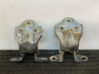 петля двери Hyundai Santa Fe 1 поколение (SM) 2001, 2.4 л., бензин, МКПП, внедорожник 5 дв.