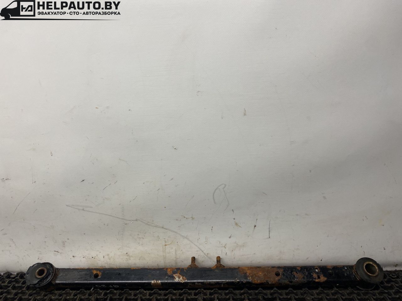 Реактивная тяга задней подвески Mazda 626 GF 1997, 2.0 л., дизель, МКПП, зелёный, хетчбэк 5 дв., передний привод - фото №1