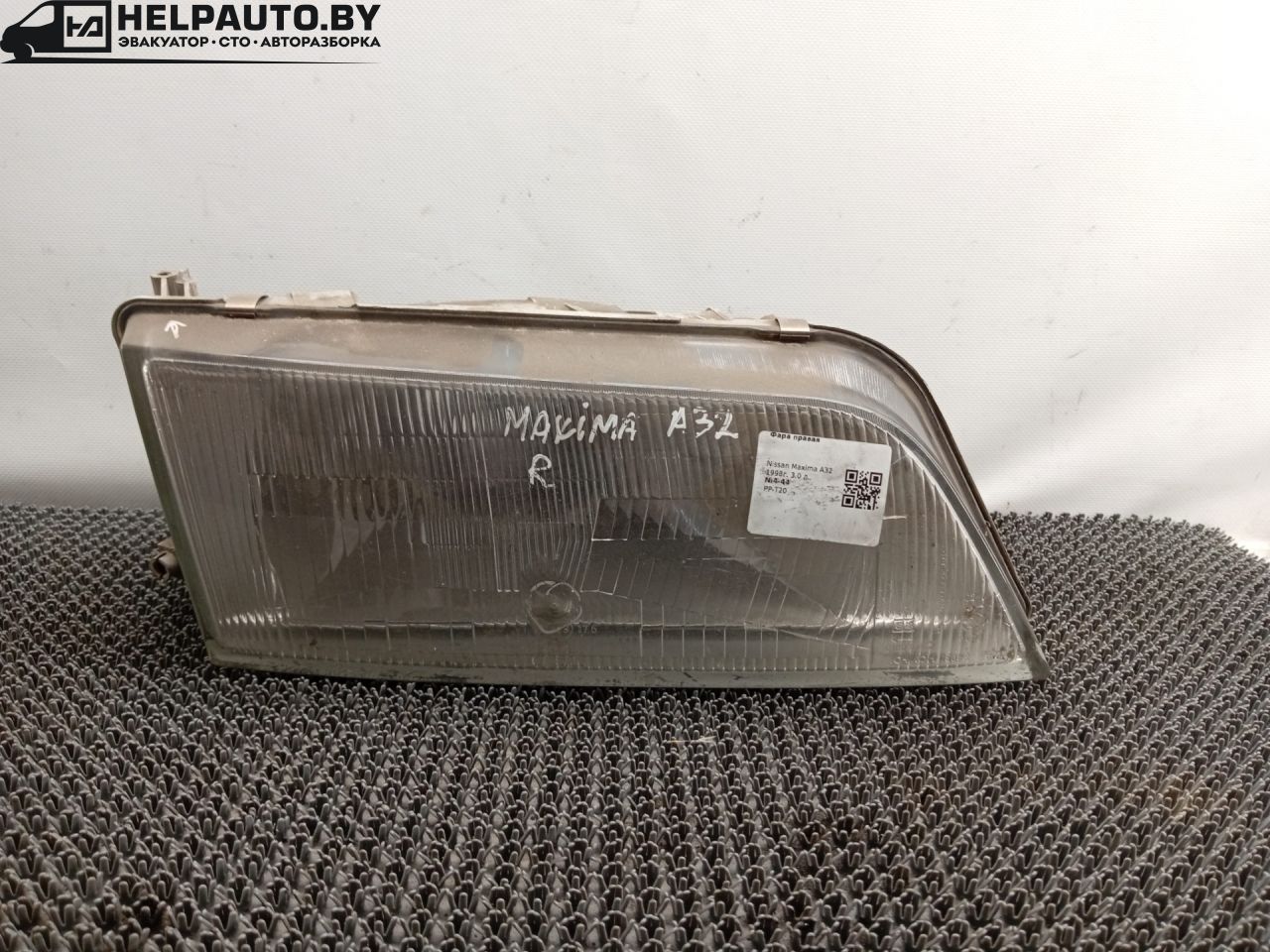 фара правая Nissan Maxima A32 1998, 3.0 л., бензин, седан, PP-T20 - фото №1