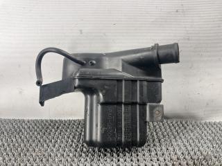 резонатор воздушного фильтра Mazda 323 6 поколение 1998, 1.4 л., бензин, МКПП, синий, хетчбэк 3 дв., передний привод, Z5011319X