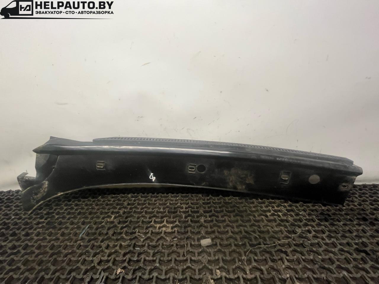 дождевик Volvo 460 1 поколение 1993, 2.0 л., бензин, МКПП, зелёный, седан, передний привод, 84590, 464579RH - фото №1